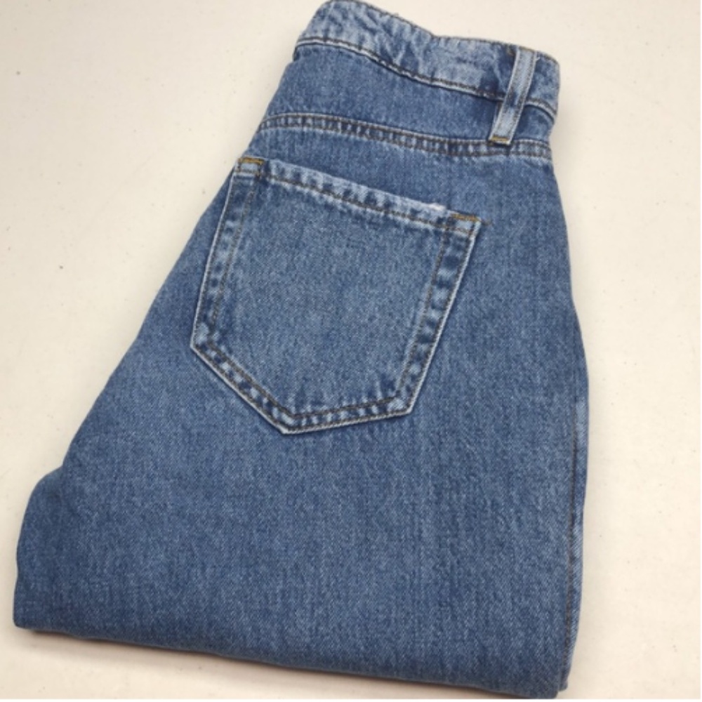 BUTTONFLY DYNAMITE GISELE STRAIGHT JEANS 25x27 ⭐️
